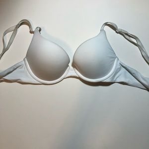 Victoria’s Secret push-up tshirt bra